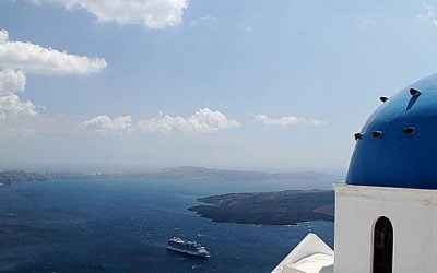 L’isola di Santorini vista dai nostri blogger