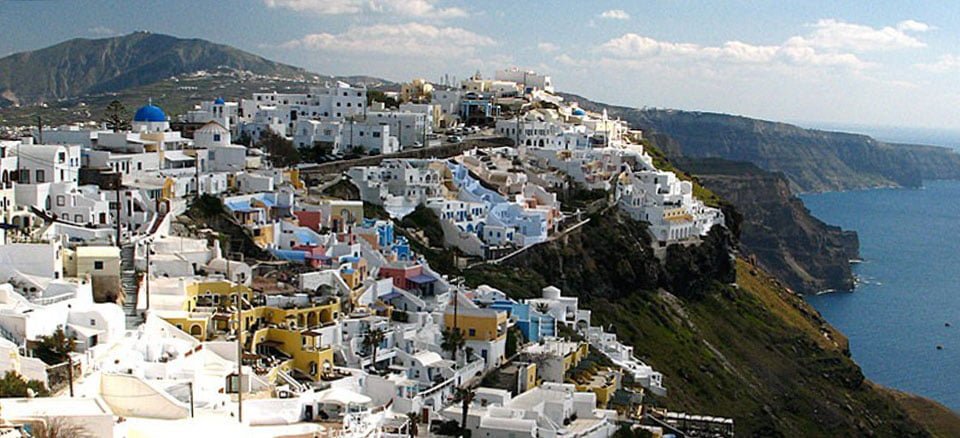 Santorini: sustainable architecture and art of the human genius