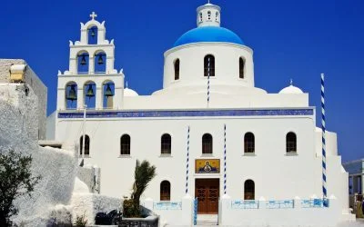 Santorini spirituale: le chiese e i monasteri nel mirino dei fotografi di tutto il mondo