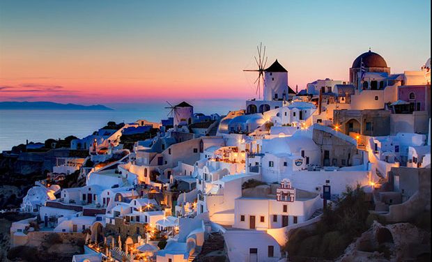 Best time to Visit Santorini
