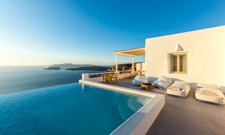 Infinity pool Santorini: cosa sono e perché fanno impazzire i turisti