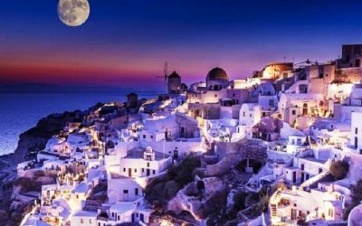 Santorini in October? The island of love is spectacular during low season